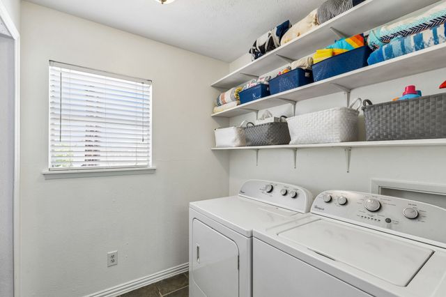 1833 Woodbury, Carrollton, TX 75007