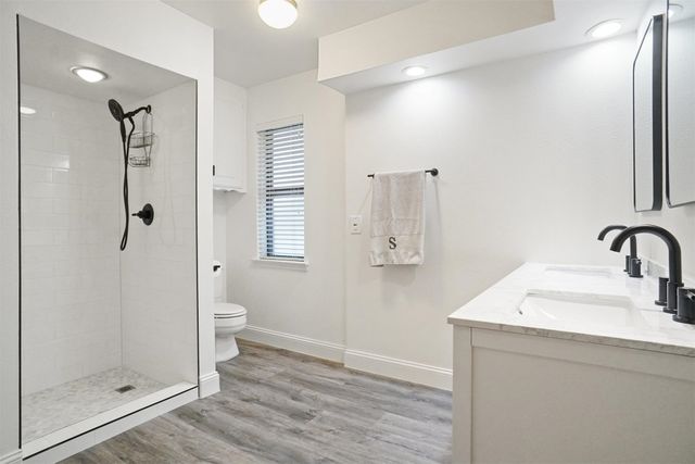 1000 Forest Trail Court, Euless, TX 76039