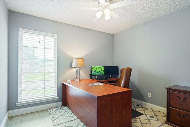 1000 Forest Trail Court, Euless, TX 76039