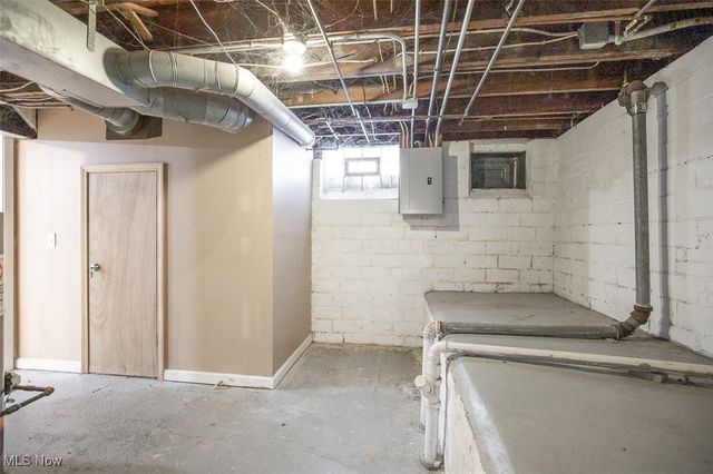 1718 Maywood Road, South Euclid, OH 44121