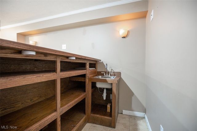 1718 Maywood Road, South Euclid, OH 44121