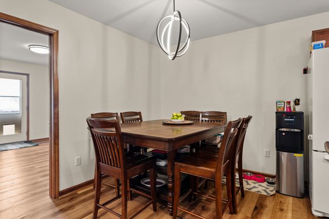 5949 NW 50th Street, Johnston, IA 50131