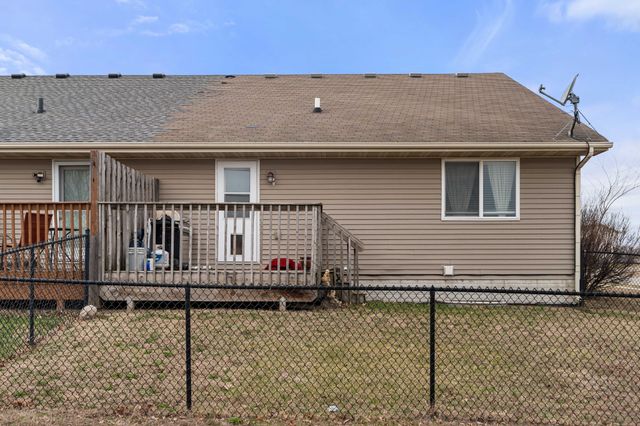 5949 NW 50th Street, Johnston, IA 50131