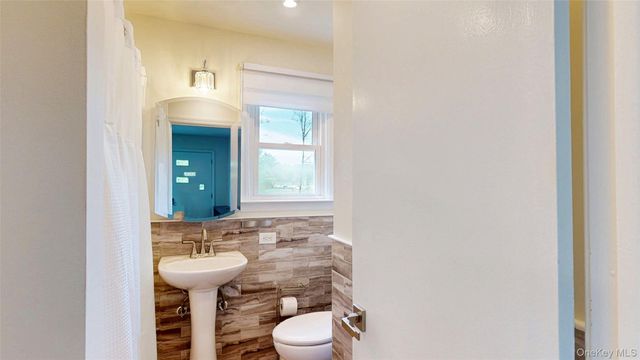 41 Mountain Avenue 1-2, Highland Falls, NY 10928