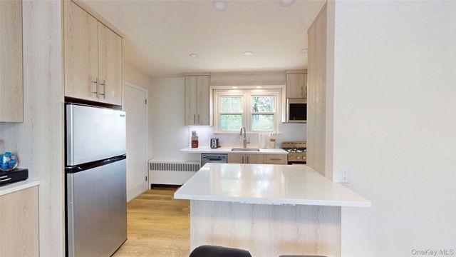 41 Mountain Avenue 1-2, Highland Falls, NY 10928