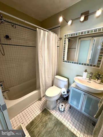 34 HARDWOOD DR, Baltimore, MD 21237