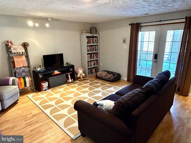 34 HARDWOOD DR, Baltimore, MD 21237