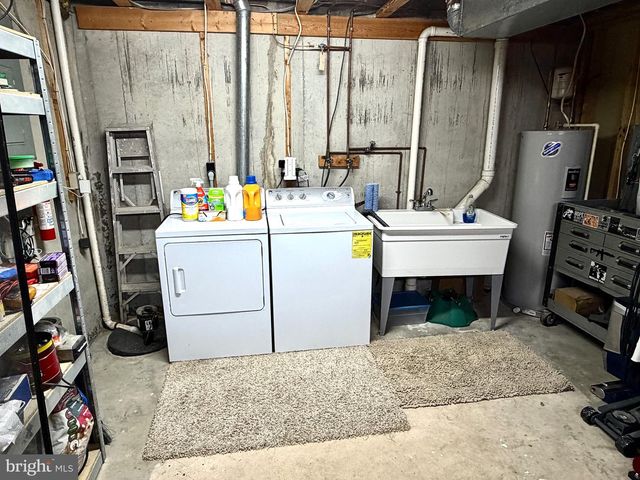 34 HARDWOOD DR, Baltimore, MD 21237