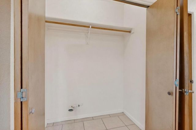 1612 Third Street SW, Albuquerque, NM 87102