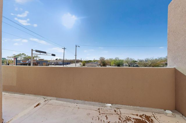 1612 Third Street SW, Albuquerque, NM 87102