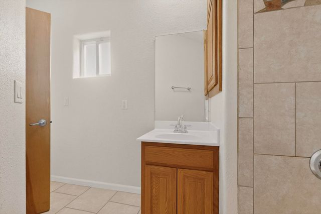 1612 Third Street SW, Albuquerque, NM 87102