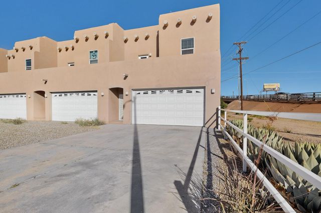 1612 Third Street SW, Albuquerque, NM 87102