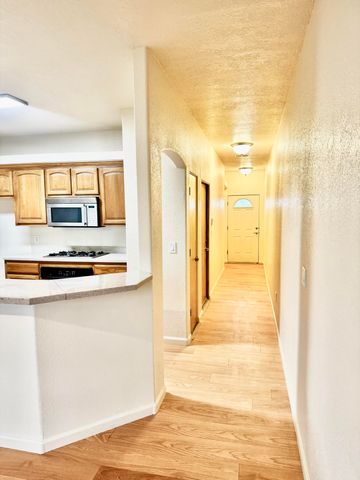 1612 Third Street SW, Albuquerque, NM 87102