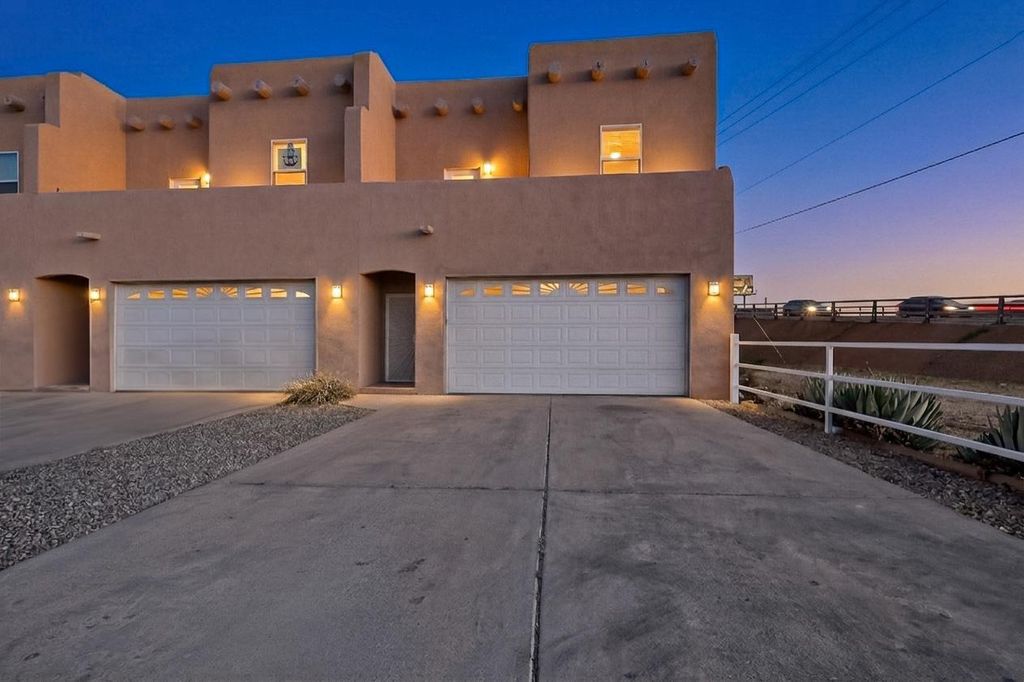 1612 Third Street SW, Albuquerque, NM 87102