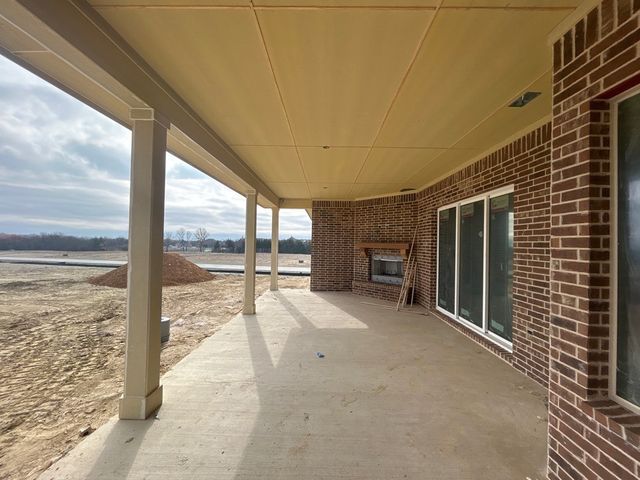 811 Westover Drive, Van Alstyne, TX 75495