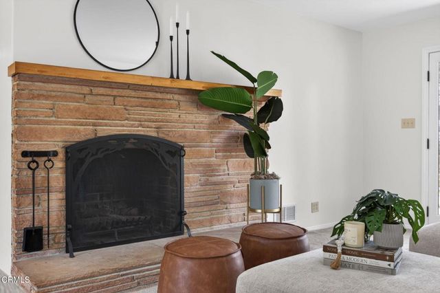 98 Howard Avenue, Oak View, CA 93022