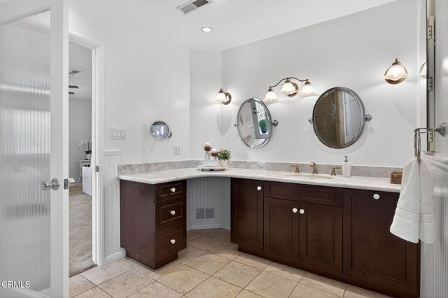 98 Howard Avenue, Oak View, CA 93022