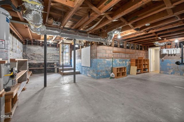 98 Howard Avenue, Oak View, CA 93022