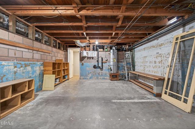 98 Howard Avenue, Oak View, CA 93022