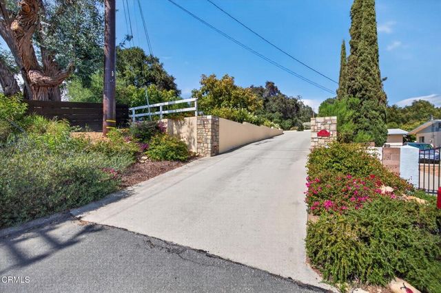 98 Howard Avenue, Oak View, CA 93022