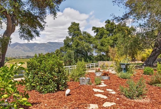 98 Howard Avenue, Oak View, CA 93022