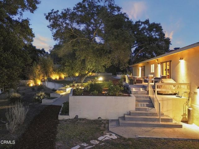 98 Howard Avenue, Oak View, CA 93022
