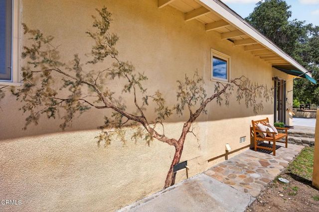 98 Howard Avenue, Oak View, CA 93022