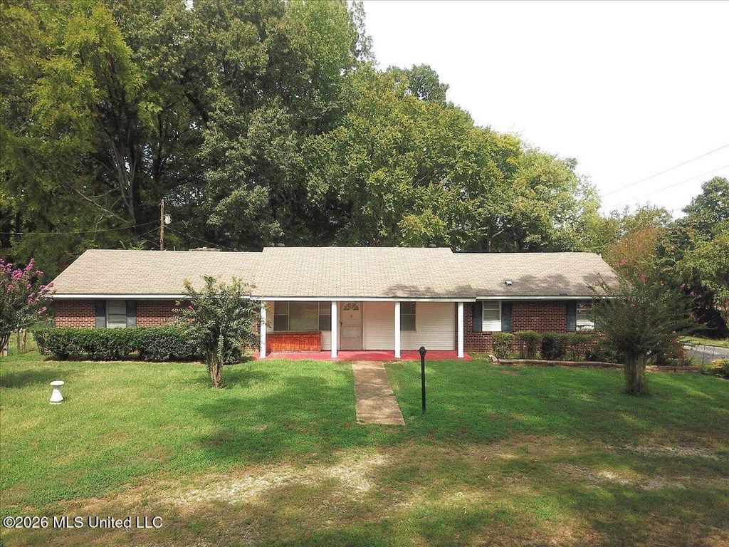4546 Dogwood Meadows Cove, Horn Lake, MS 38637 — exterior