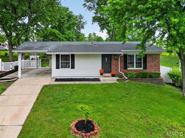 3633 Coriander Drive, St Charles, MO 63303