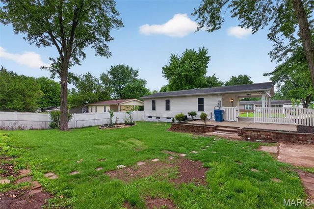 3633 Coriander Drive, St Charles, MO 63303