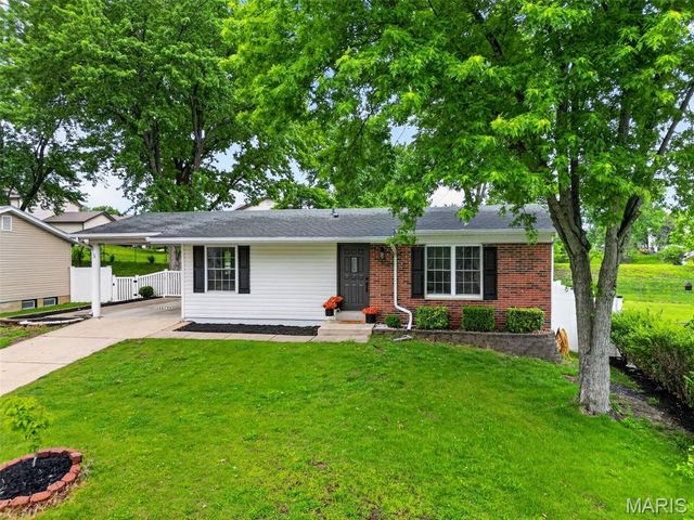 3633 Coriander Drive, St Charles, MO 63303