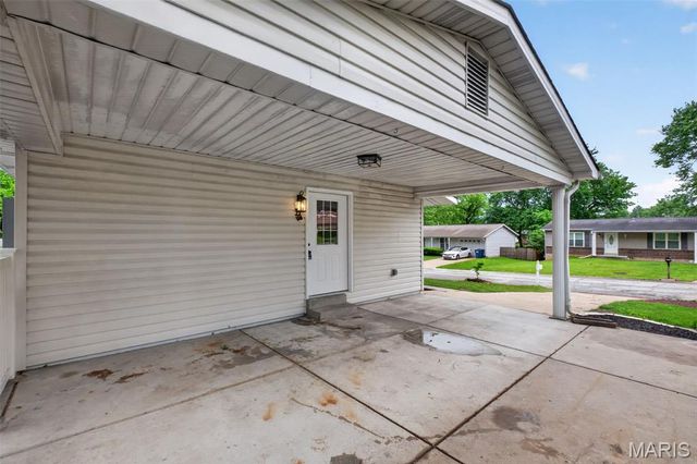 3633 Coriander Drive, St Charles, MO 63303