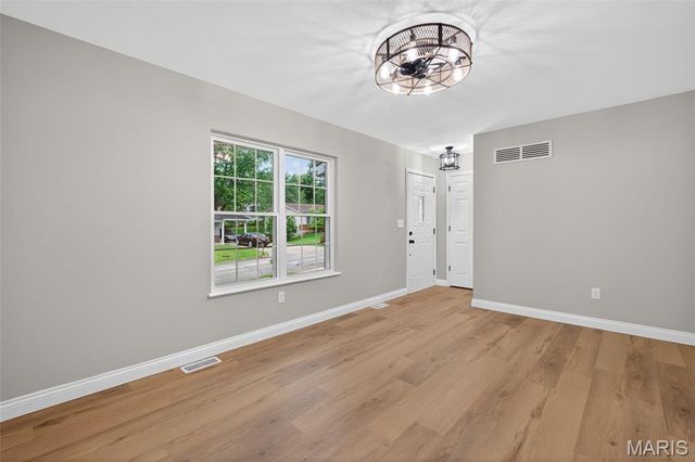 3633 Coriander Drive, St Charles, MO 63303
