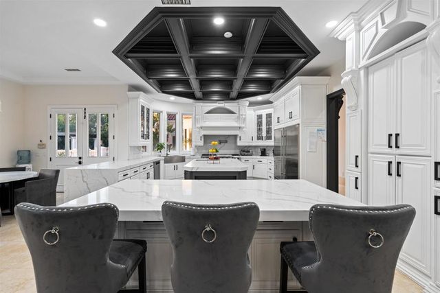 6998 Rancho La Cima, Rancho Santa Fe, CA 92067