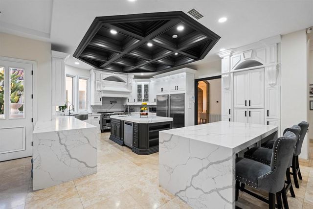 6998 Rancho La Cima, Rancho Santa Fe, CA 92067