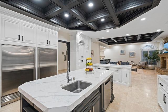 6998 Rancho La Cima, Rancho Santa Fe, CA 92067