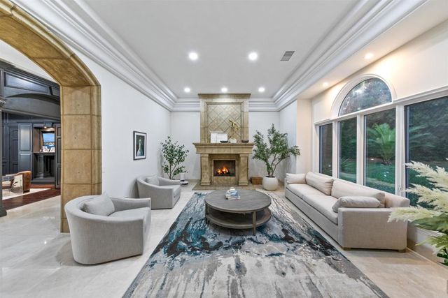 6998 Rancho La Cima, Rancho Santa Fe, CA 92067