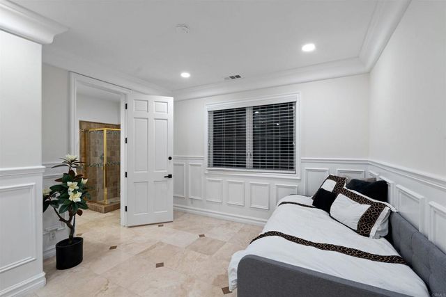 6998 Rancho La Cima, Rancho Santa Fe, CA 92067