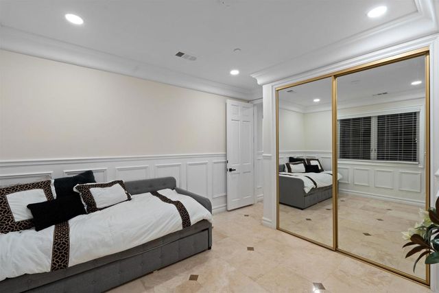 6998 Rancho La Cima, Rancho Santa Fe, CA 92067