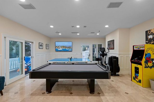 6998 Rancho La Cima, Rancho Santa Fe, CA 92067