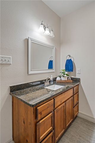 3041 Neches Dr, Corpus Christi, TX 78414