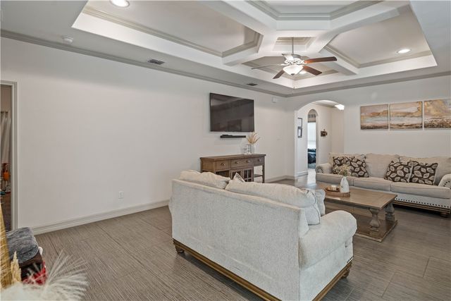 3041 Neches Dr, Corpus Christi, TX 78414
