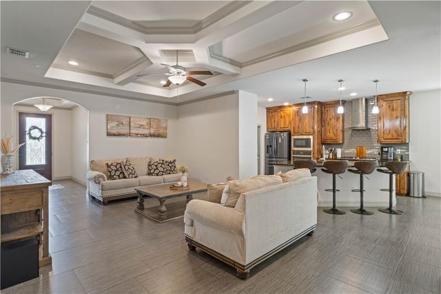3041 Neches Dr, Corpus Christi, TX 78414