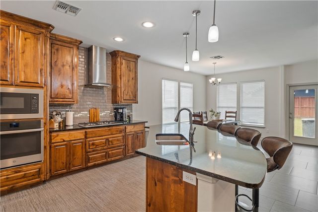3041 Neches Dr, Corpus Christi, TX 78414