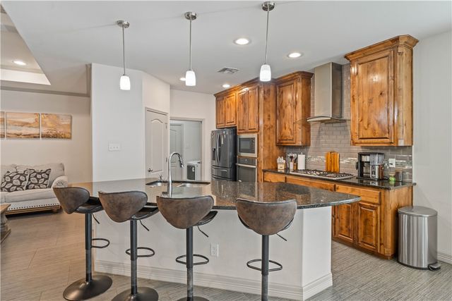 3041 Neches Dr, Corpus Christi, TX 78414