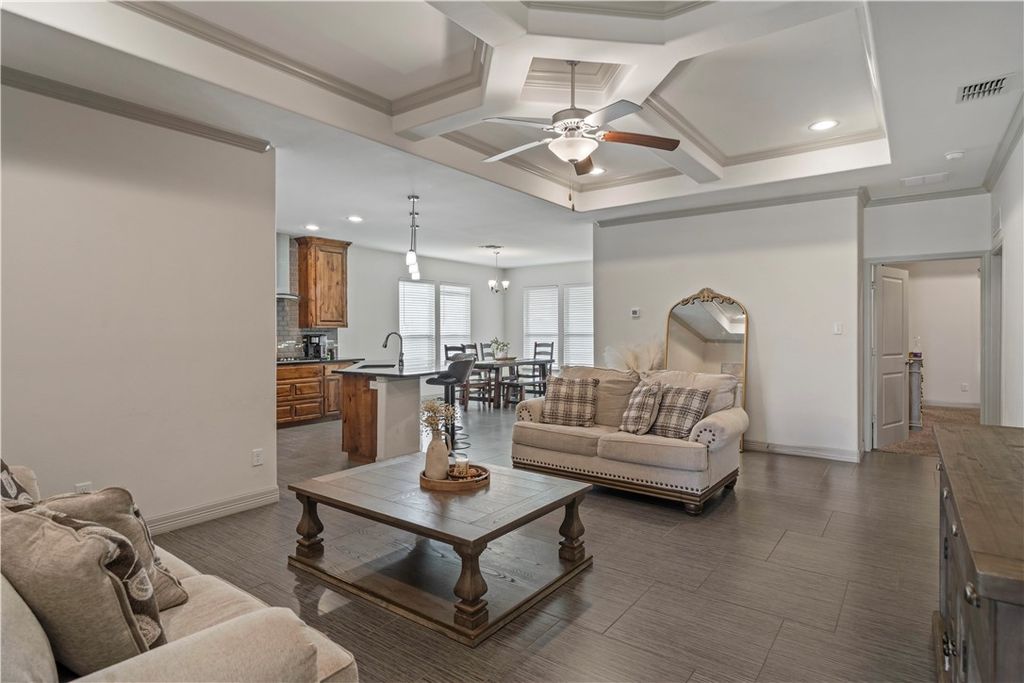 3041 Neches Dr, Corpus Christi, TX 78414 — photo 3