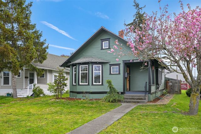 2006 Iron Street, Bellingham, WA 98225