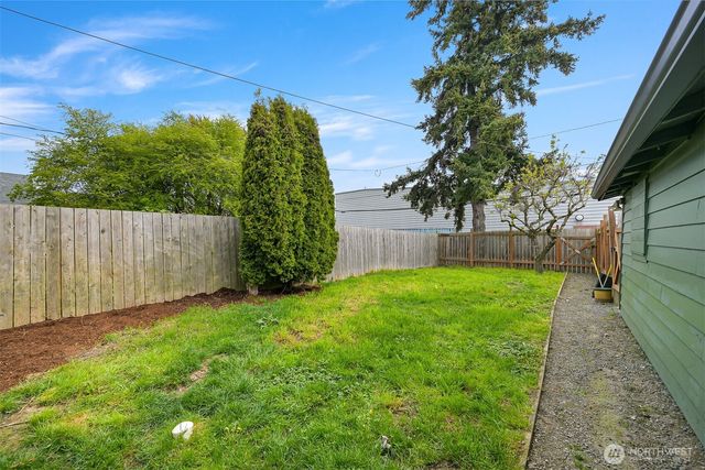 2006 Iron Street, Bellingham, WA 98225