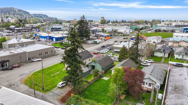 2006 Iron Street, Bellingham, WA 98225