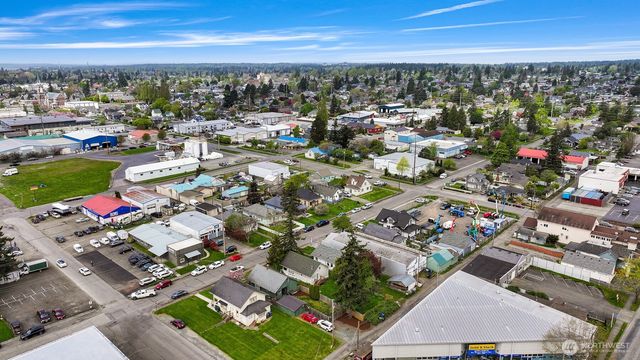 2006 Iron Street, Bellingham, WA 98225